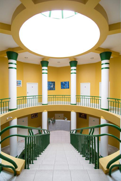 Vaivorykste Hotel Siauliai  Luaran gambar